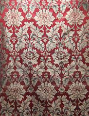 Silk furnishing fabric, lampas weave, Italy, late 17th-early 18th century, Honolulu Museum of Art