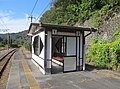 門島駅待合室