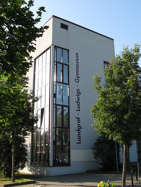 LLG Gießen Haupteingang Haus D (Gießen, Mitte 2009)