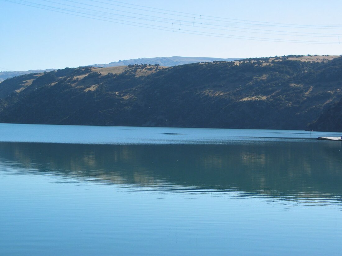 Lake Roxburgh