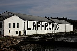 Laphroaig Distillery - panoramio (4).jpg