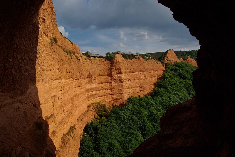 File:Las Médulas Roman Goldmines 26.JPG