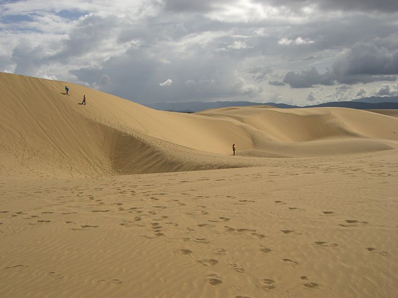 File:Los Medanos de Coro.jpg