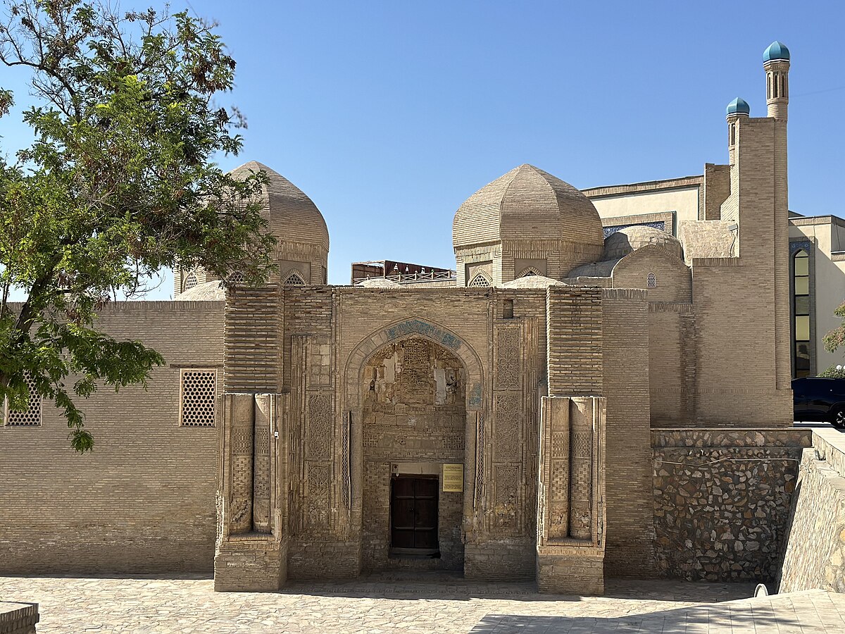 Category:Magok-i-Attari mosque - Wikimedia Commons