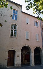 Hus, 7 place du Couvent.JPG