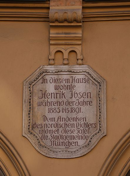 File:Maximilianstr. 32 Gedenktafel Henrik Ibsen Muenchen-1.jpg