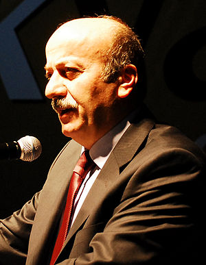 Mehmet Bekaroglu (cropped).jpg