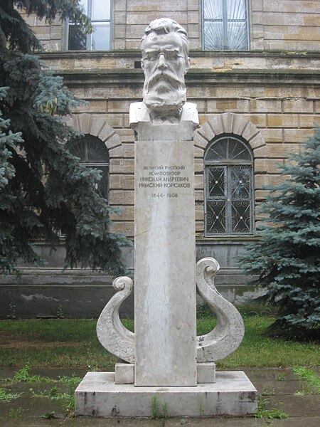 File:Monument to Nikolai Rimsky-Korsakov.jpg