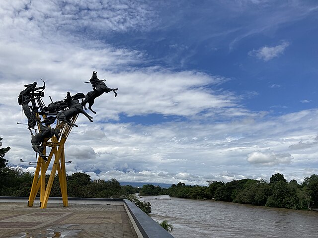 Monument für die Cacica Gaitana von Rodrigo Arenas Betancur in Neiva, Huila am Río Magdalena