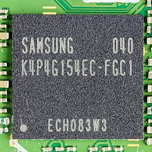 Samsung K4P4G154EC-FGC1 4 Gbit LPDDR2 chip Motorola Xoom - Samsung K4P4G154EC-FGC1 on main board-0122.jpg