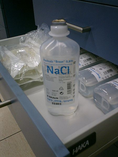 File:NaCl-Infusion.jpg