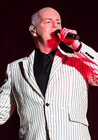 people_wikipedia_image_from Neil Tennant