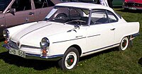 NSU Sport Prinz 1964. В 1958-1967 он не был популярен за пределами ФРГ. Но послужил прототипом для двухдверного кабриолета NSU Spider, который стал первым в мире серийным автомобилем оснащаемым Роторно-поршневым двигателем Ванкеля.