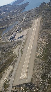 Nuuk-aéroport-runway.jpg