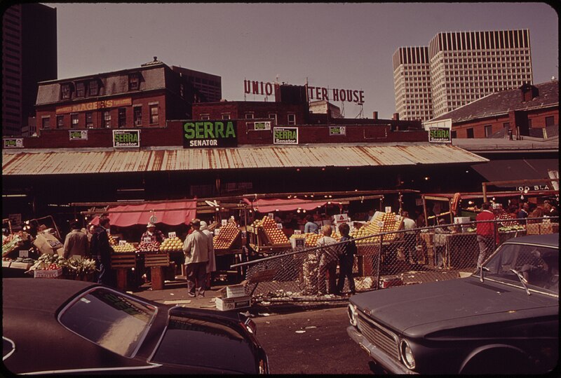 File:OUTDOOR MARKET AT HAYMARKET SQUARE. PUBLIC PROTEST KEPT THIS AREA FROM BECOMING PART OF AN EXPRESSWAY - NARA - 550032.jpg