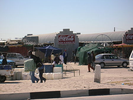 Oshakati street market.JPG