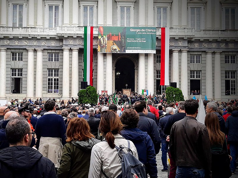 File:Palazzo Ducale - vista piazza G.Matteotti Celebrazione 25 Aprile 2019 foto 2.jpg