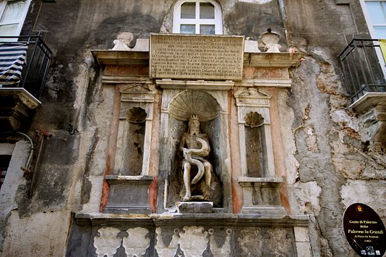 Sculpture by Pietro de Bonitate, 1483. Photo reproduction by Matthias Süßen