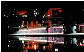 Parc de la Villette le long du canal de l'Ourcq, la nuit, vers 1990.jpg