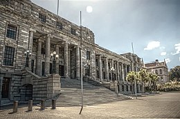 Casa Parlamentului, Wellington și Library.jpg