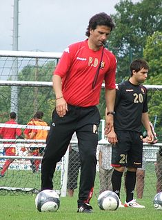 Paulo Duarte (footballer) Portuguese football player/manager