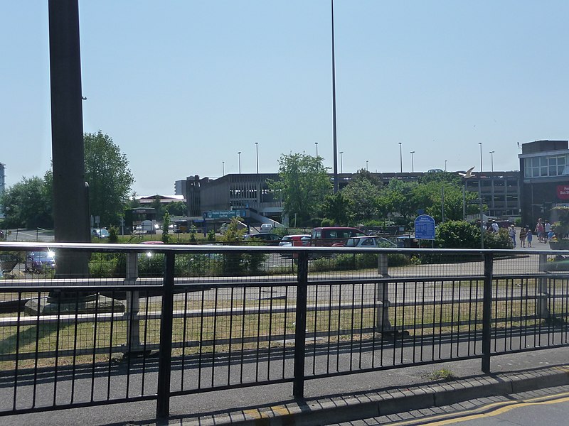 File:Poole - Kingland Road (geograph 1899198).jpg