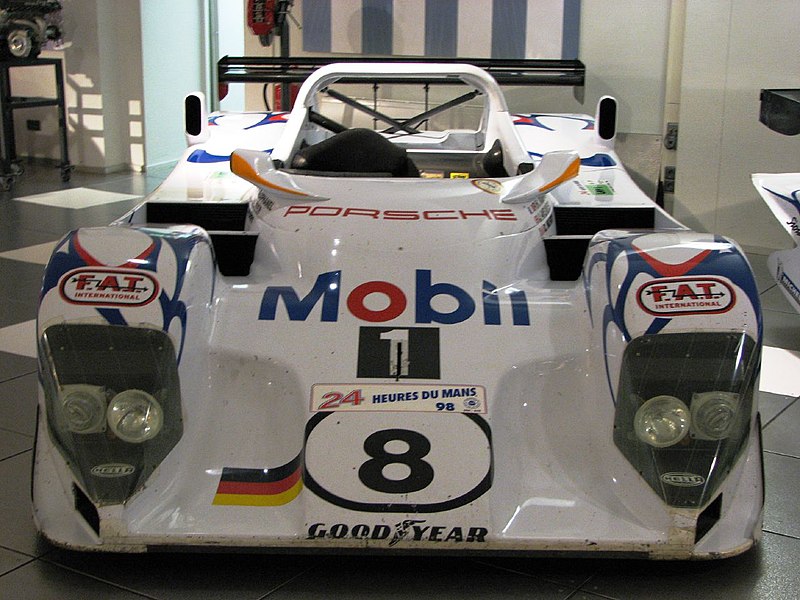 File:Porsche LMP1 '98 - WSC-002 No. 8.jpg