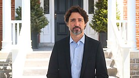 Premiärminister Trudeau levererar ett meddelande om Eid al -Fitr - 2020.jpg