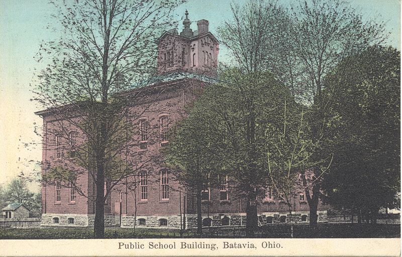 File:Public School Building, Batavia, Ohio. (14090925154).jpg