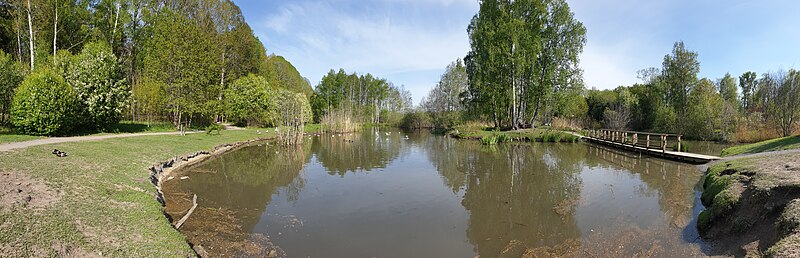 File:Rågsveds naturreservat panorama.jpg