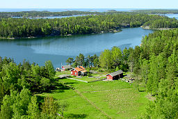 Hemmanet Rödjan på Älgö fungerar som infocentrum för nationalparken