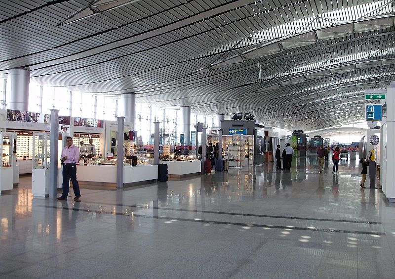 File:RGIA departures area (2938006353).jpg