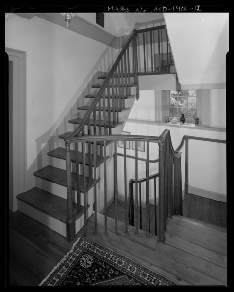 File:Second floor stair landing from south. - Wharf House, 510 Chesterfield Avenue, Centreville, Queen Anne's County, MD HABS MD-1406-12.tif