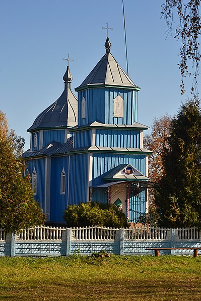 File:Skryhove Horokhivskyi Volynska-Church of the Dormition-north-west view.jpg