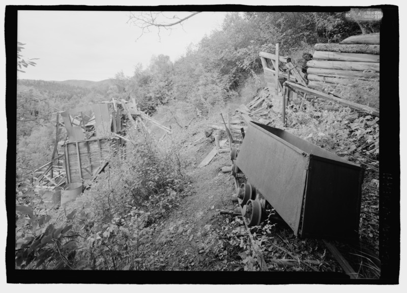 File:Stampede mill 40 degrees northeast, top of mill, tracks - Stampede Gold Mine, Kantishna, Denali Borough, AK HAER AK-31-31.tif