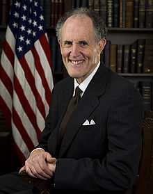 Ted Kaufman, official Senate photo portrait, 2009.jpg