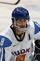 With 43 points, Teemu Selanne of Finland is the all-time leading scorer in the men's tournament. TeemuSelanne2010WinterOlympics.jpg