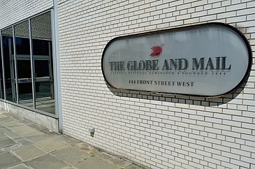 The Globe and Mail's former building at 444 Front Street, Toronto (1974-2016) TheGlobeAndMail2.jpg