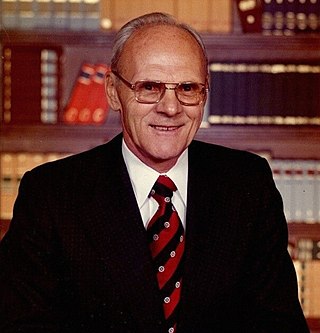 <span class="mw-page-title-main">Thomas S. Kleppe</span> American politician (1919–2007)