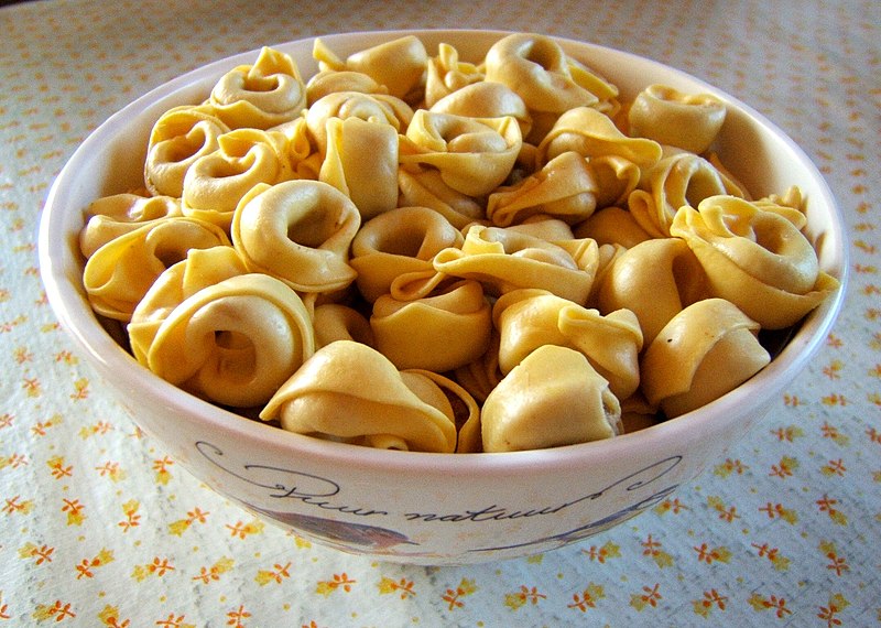 File:Tortellini.jpg