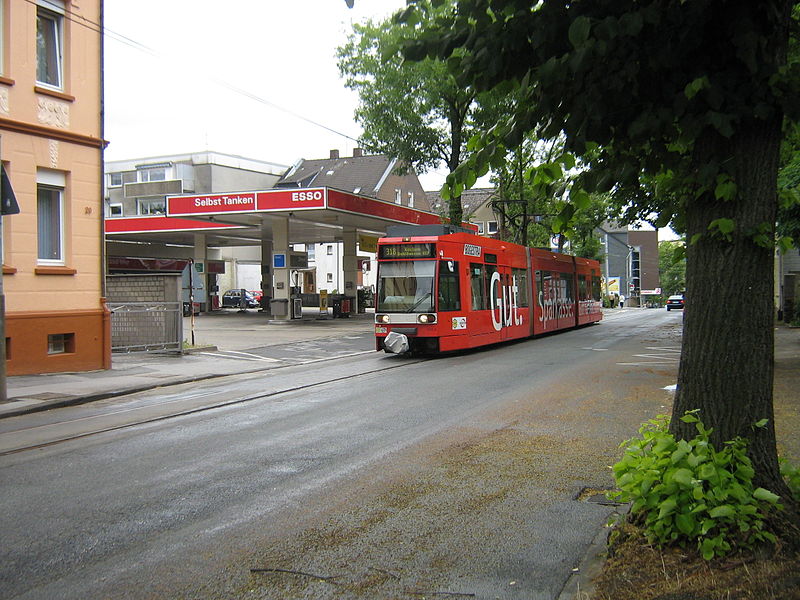 File:Tram esso dahlhausen.jpg