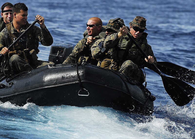 File:US Navy 091108-N-0807W-025 Marines assigned to the 31st Marine Expeditionary Unit (31st MEU) disembark the amphibious dock landing ship USS Harpers Ferry (LSD 49) during an amphibious integration training exercise.jpg