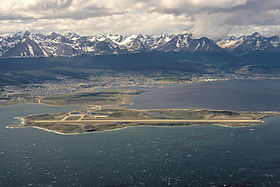 Vue aérienne de l’aéroport d’Ushuaïa.