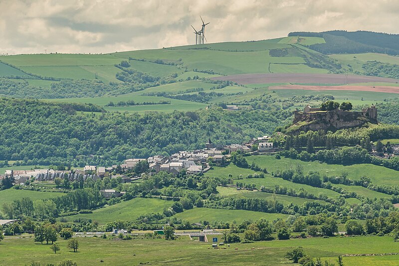 File:View of commune of Severac-d'Aveyron 01.jpg