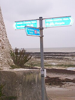 Viking Coastal Trail в Бересфорд Гэп - geograph.org.uk - 1035486.jpg 