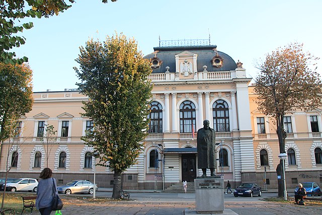 Image: Wiki Šumadija XVI Zgrada Okružnog suda (Kragujevac) 730