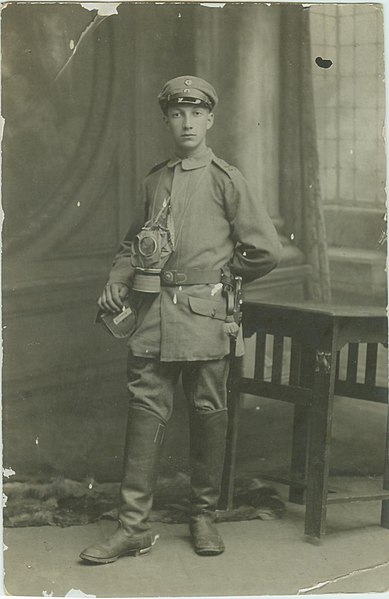 File:Willi ermann a jewish german soldier in wwi.jpg