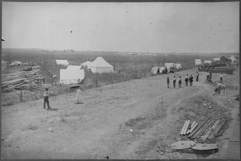 File:"Anadarko Townsite (OkIa. Terr.) Aug. 6, (1901)-a cornfield." - NARA - 516445.tif