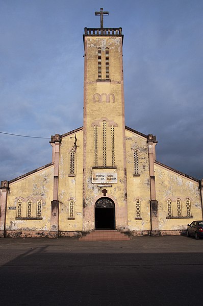 File:Église Notre-dame des Victoires de New Bell I 1.JPG