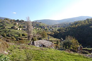 Вепрчани: Географија и местоположба, Историја, Стопанство